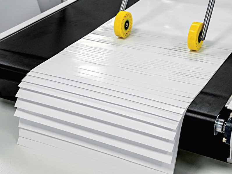 LY-900FD Fully Automatic Feeder Double-Sided Tape Machine Automatic Paper Feeding System Two Tape RollsHigh Running Speed for Mass Packaging