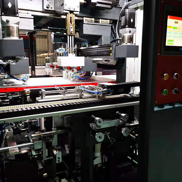 Intelligent High Speed Cardboard Box Making Machine With IOT Function